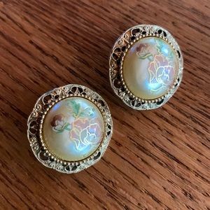 1928 Jewelry Women's Flower Costume Pearl Round Button Earrings, new backs
